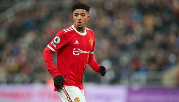Jadon Sancho trong màu áo Manchester United với gương mặt thất vọng.