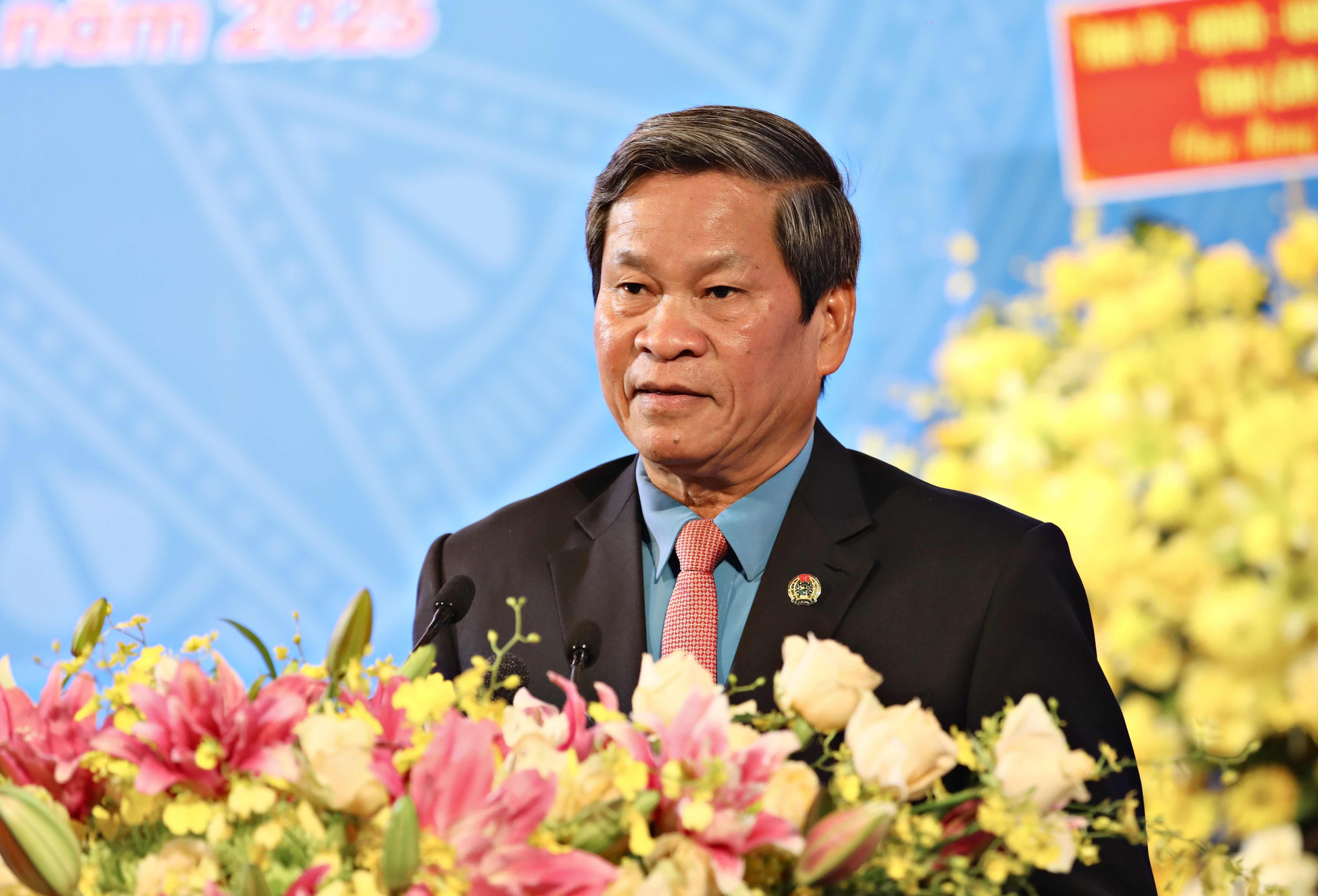 Đồng chí Huỳnh Thanh Xuân, Phó Chủ tịch Liên đoàn Lao động Việt Nam phát biểu chỉ đạo Đại hô