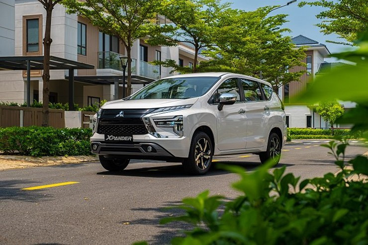 Mitsubishi Xpander tháng 12/2025 với ưu đãi lệ phí trước bạ