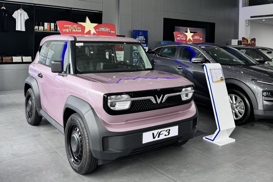 VinFast VF 3 sáng cửa trở thành mẫu ô tô bán chạy nhất thị trường năm 2025.