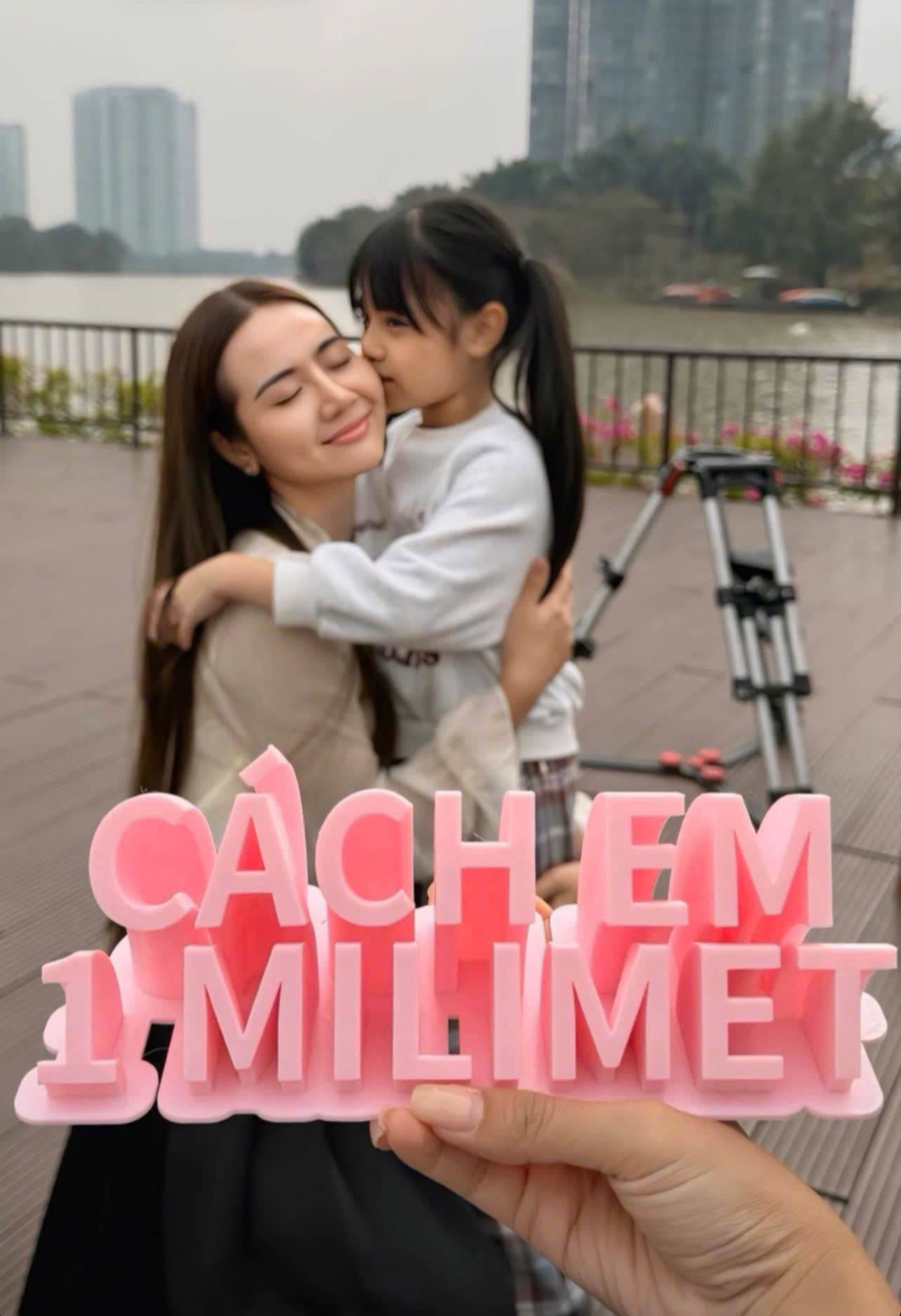 Hậu trường đóng máy phim Cách em 1 milimet ảnh 6
