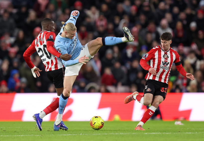 Erling Haaland tịt ngòi trong ngày Man City chia điểm thất vọng. (Nguồn: