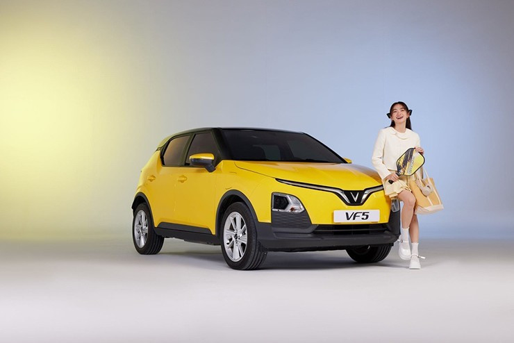 VinFast VF 5 ngoại thất màu trắng trẻ trung