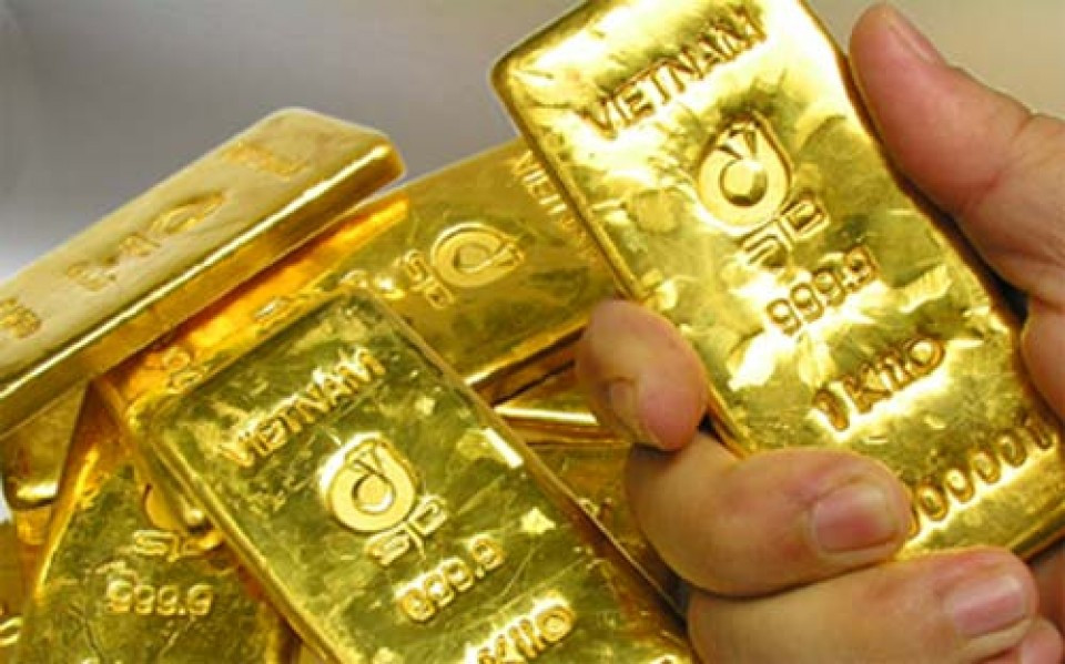 Giá vàng hôm nay 4/1: Vàng nhẫn neo cao, thị trường toàn cầu tiếp đà tăng