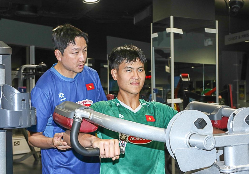Thủ môn Nguyễn Tân gặp chấn thương vai phải lỡ hẹn VCK U23 châu Á 2026