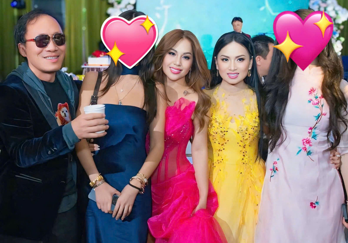 Hà Phương và gia đình bên bố mẹ chồng trong ngày kỷ niệm
