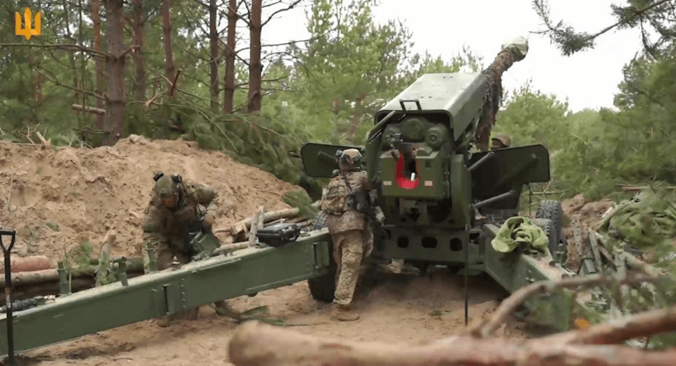 Pháo kéo 155mm Bogdana-BG của Ukraine