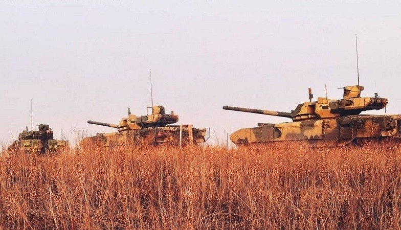 Xe tăng T-14 Armata của Nga trên thao trường