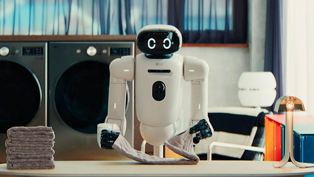 LG đã chính thức giới thiệu một mẫu robot hình người mang tên CLOiD
