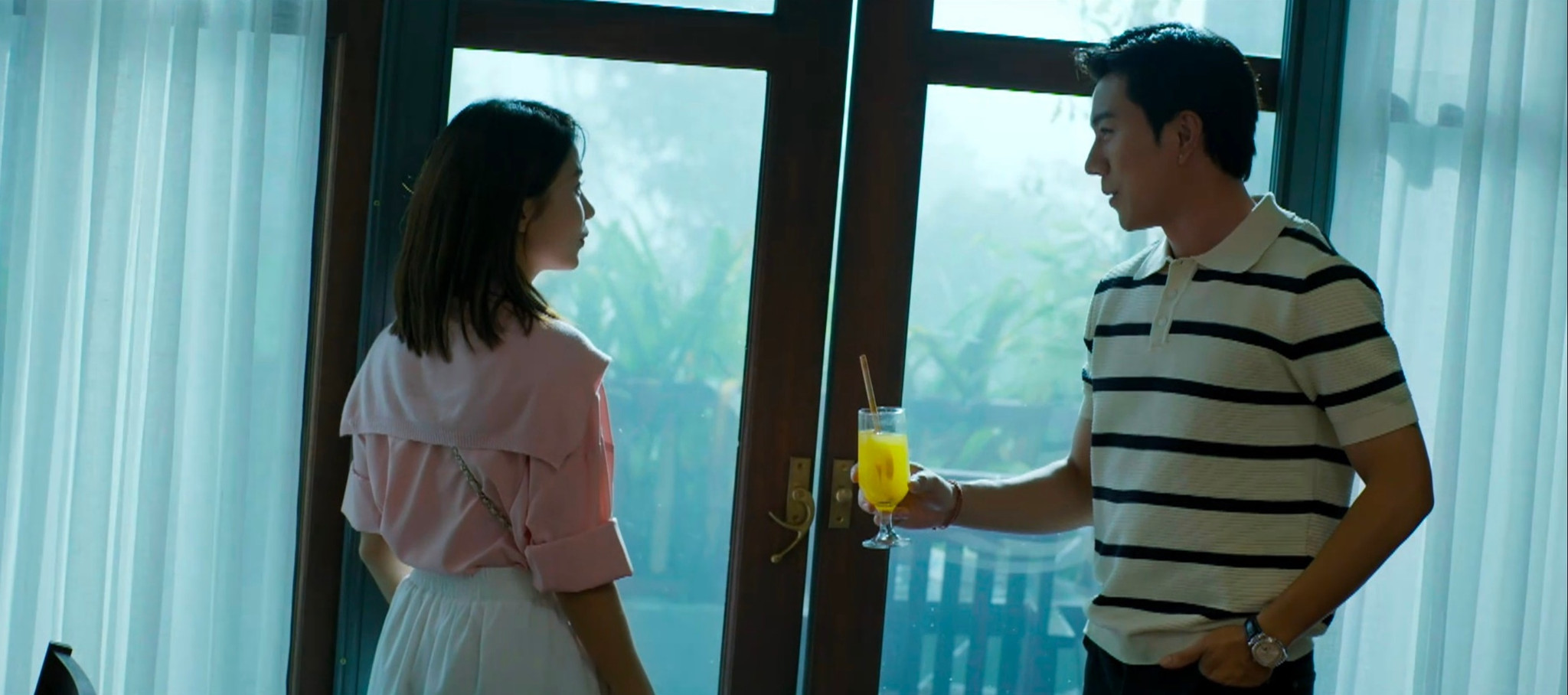 Dương bất tỉnh sau khi uống nước cam có thuốc mê