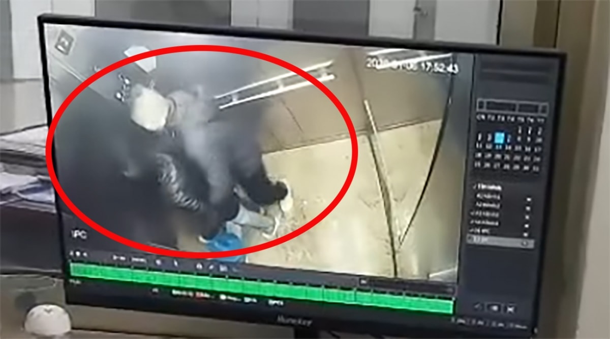 Dấu hiệu sàm sỡ tại thang máy chung cư