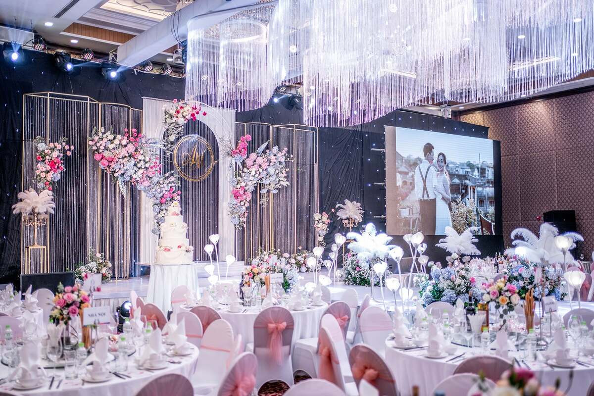 Không gian tiệc sang trọng tại Almaz Convention Center