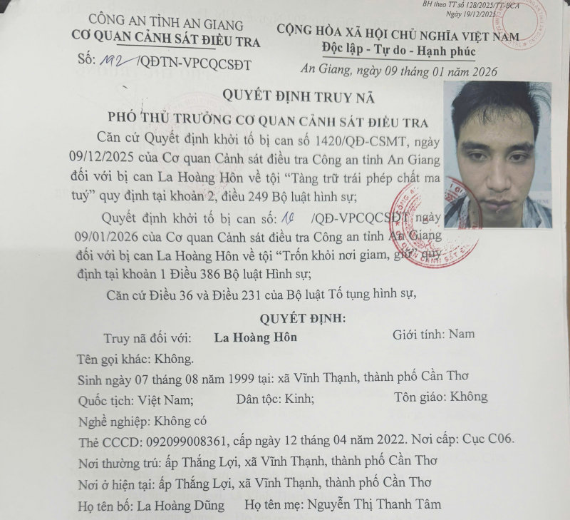 Quyết định truy nã đối tượng La Hoàng Hôn