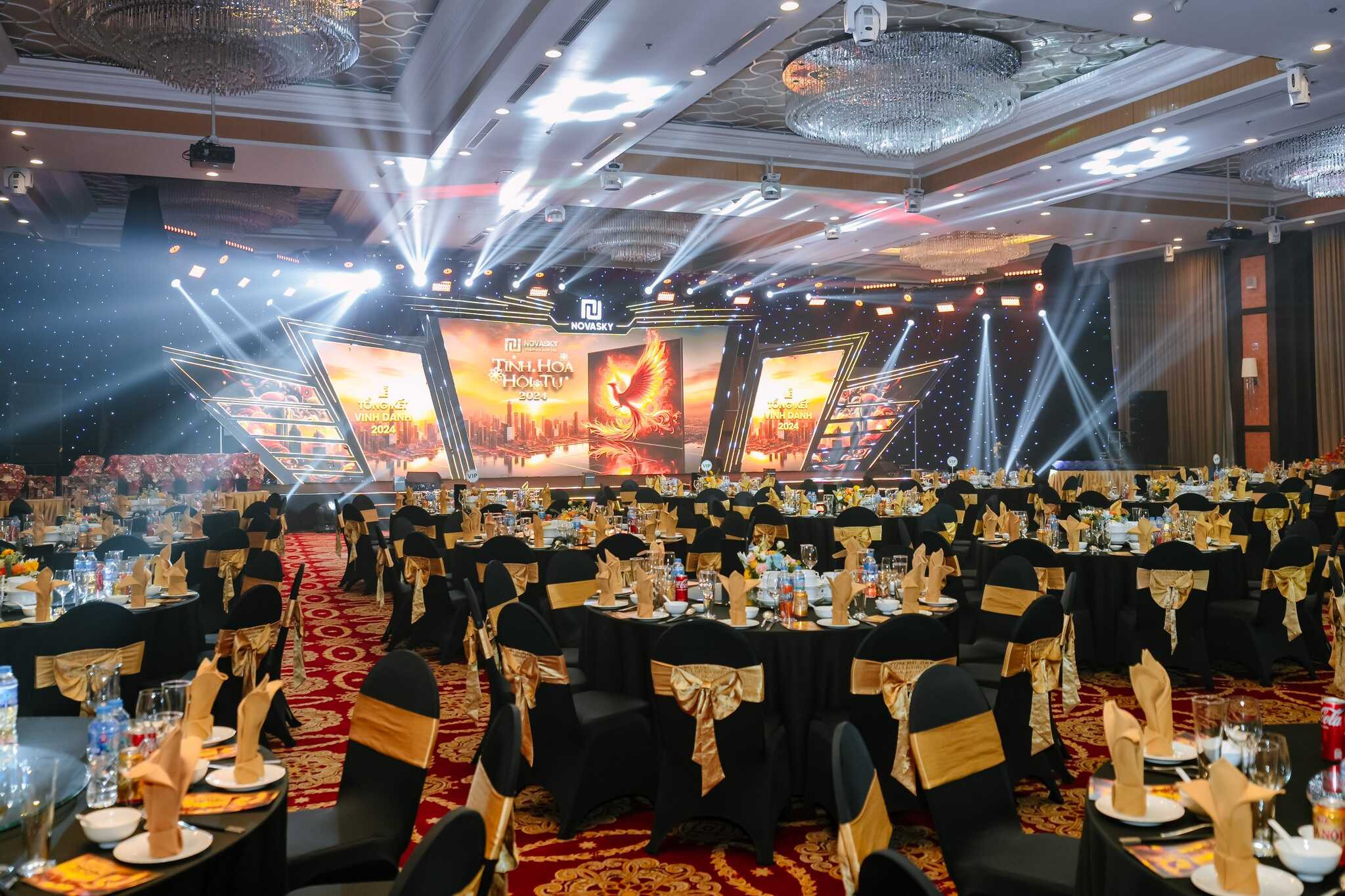 Không gian tiệc sang trọng tại Almaz Convention Center Hà Nội