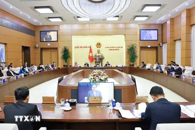 ttxvn-uy-ban-thuong-vu-quoc-hoi-4.jpg