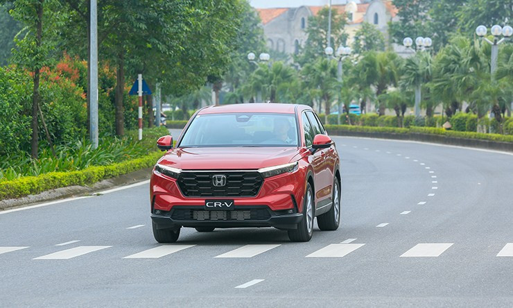 Honda CR-V 2026 sở hữu thiết kế hiện đại và mạnh mẽ