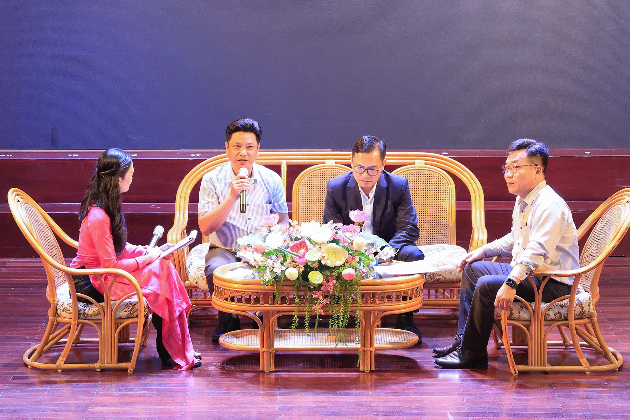 anh giai dap