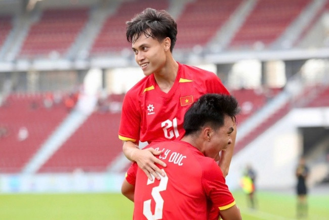 Dàn sao U23 Việt Nam hứa hẹn mang đến làn gió tích cực cho V-League.