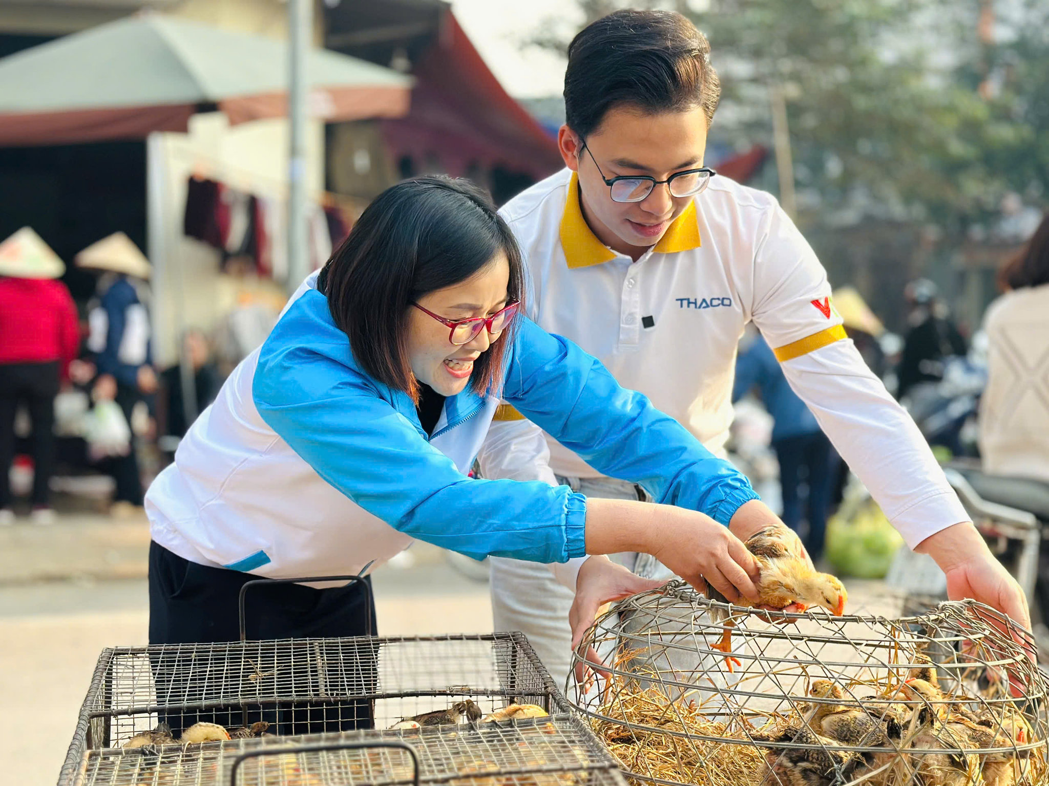 Chuyến xe tử tế ghé thăm gia đình em Vũ Thị Duyên