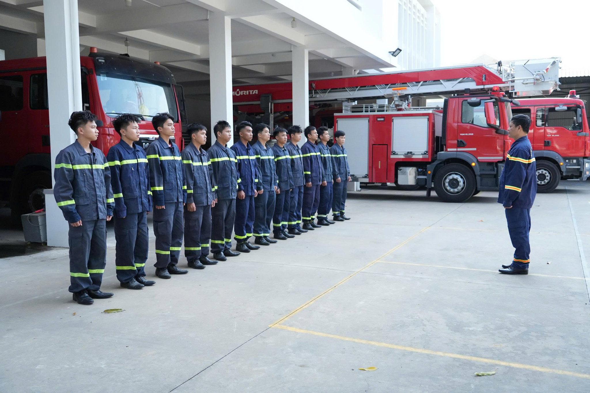 Lực lượng Cảnh sát PCCC tổ chức lực lượng ứng trực kịp thời xử lý những tình huống phát sinh