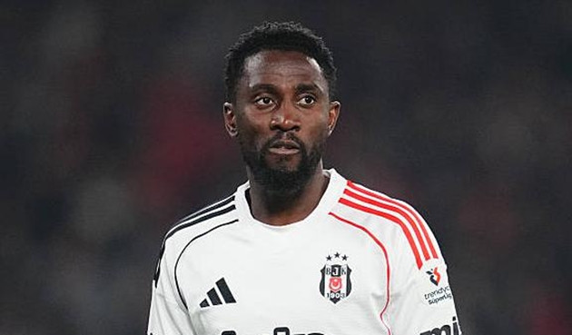 Wilfred Ndidi nằm trong tầm ngắm của Manchester United.