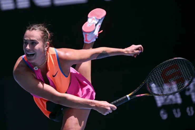 Aryna Sabalenka ăn mừng chiến thắng thuyết phục tại vòng 2