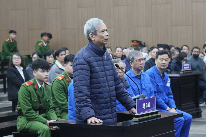 Cựu Chủ tịch Hội đồng Thành viên VICEM Lê Văn Chung tại tòa