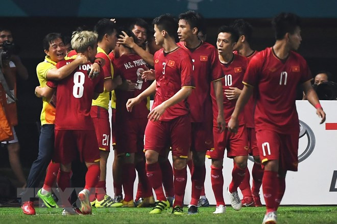 Thành tích tốt nhất của Việt Nam tại một kỳ Asian Games là lọt vào trận tranh hạng ba.
