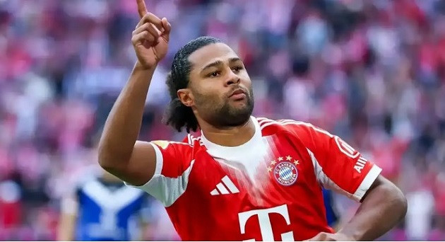Serge Gnabry lọt tầm ngắm Tottenham.