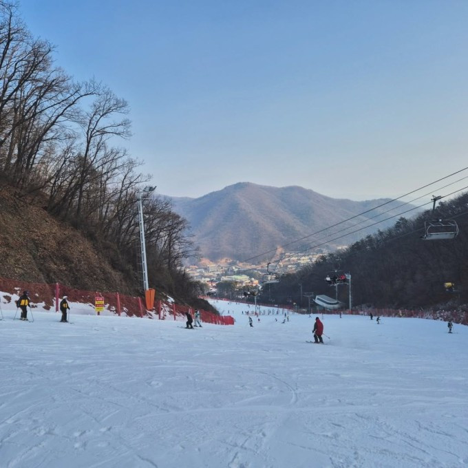 Khu trượt tuyết Jisan Forest Resort gần Seoul