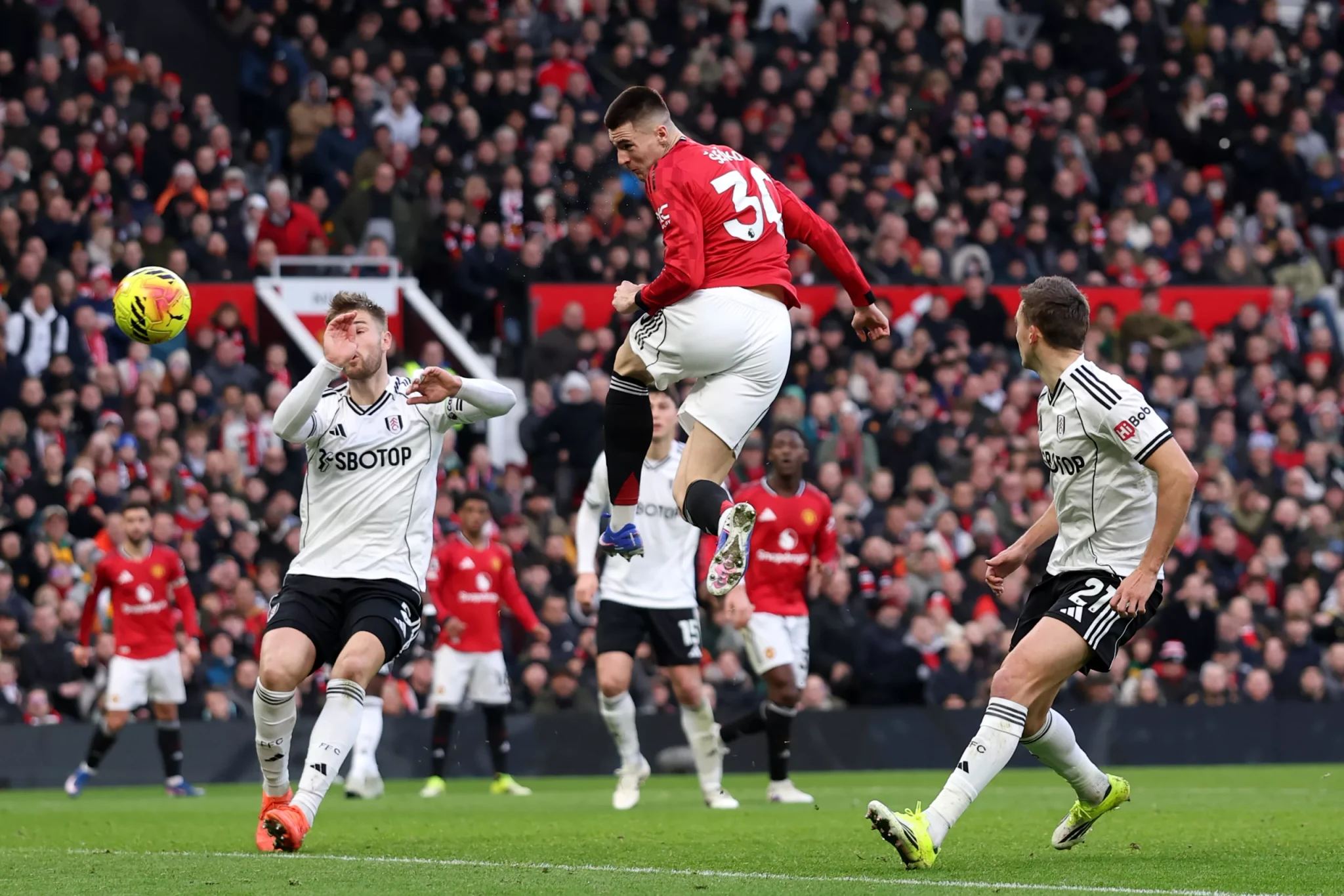 Niềm tin đang dần trở lại với người hâm mộ Manchester United.