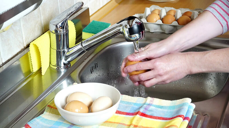 Trứng gà cần được bảo quản đúng cách để tránh nhiễm khuẩn Salmonella