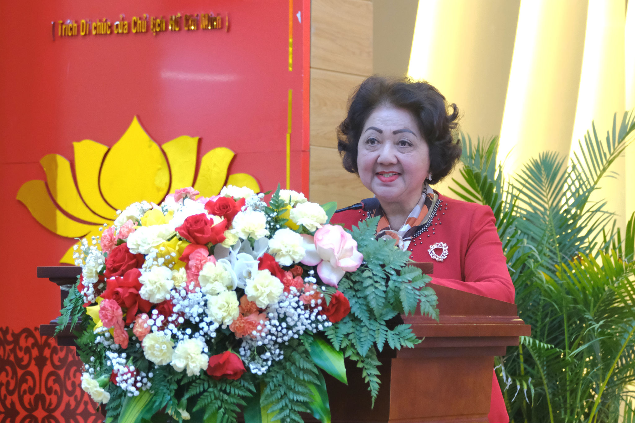 Đại biểu trình bày tham lua