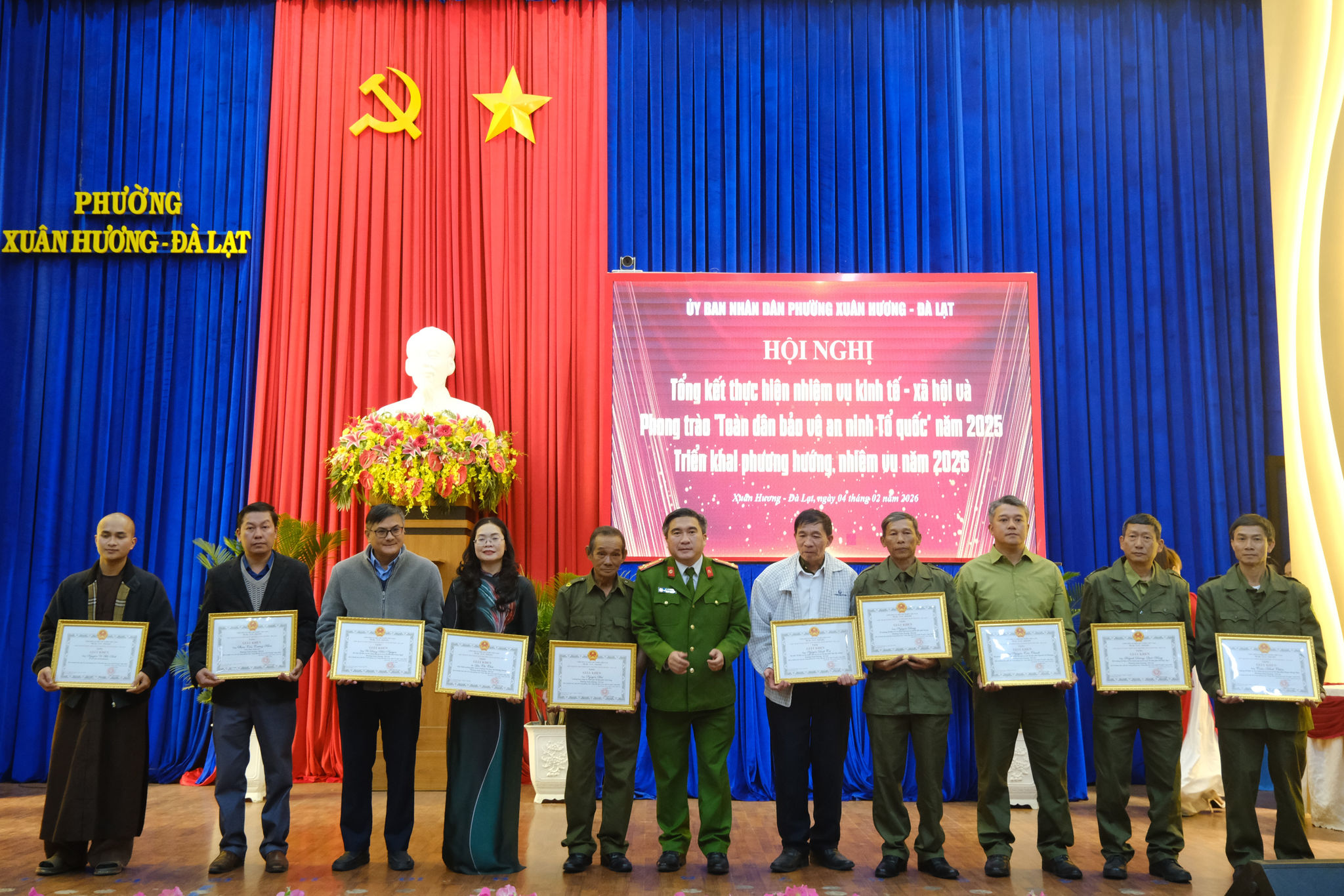 Khen thưởng các 20 tập thể, 27 cá nhân có thành tích xuất sắc trong phong trào Toàn dân bảo vệ an ninh Tổ quốc năm 2025