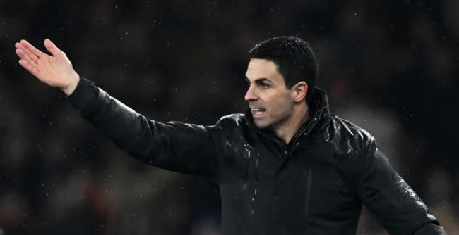 Đội hình Arsenal thể hiện sự chắc chắn và bản lĩnh trong trận thắng Chelsea.
