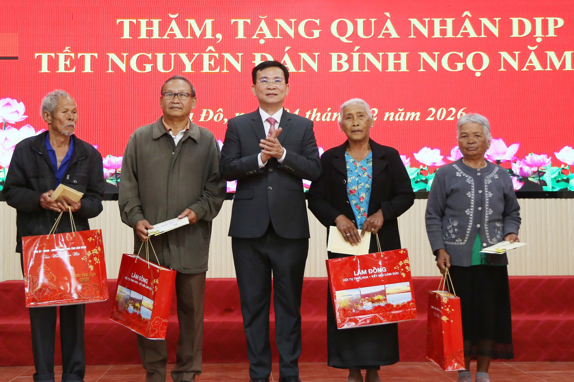 tang(1).jpg