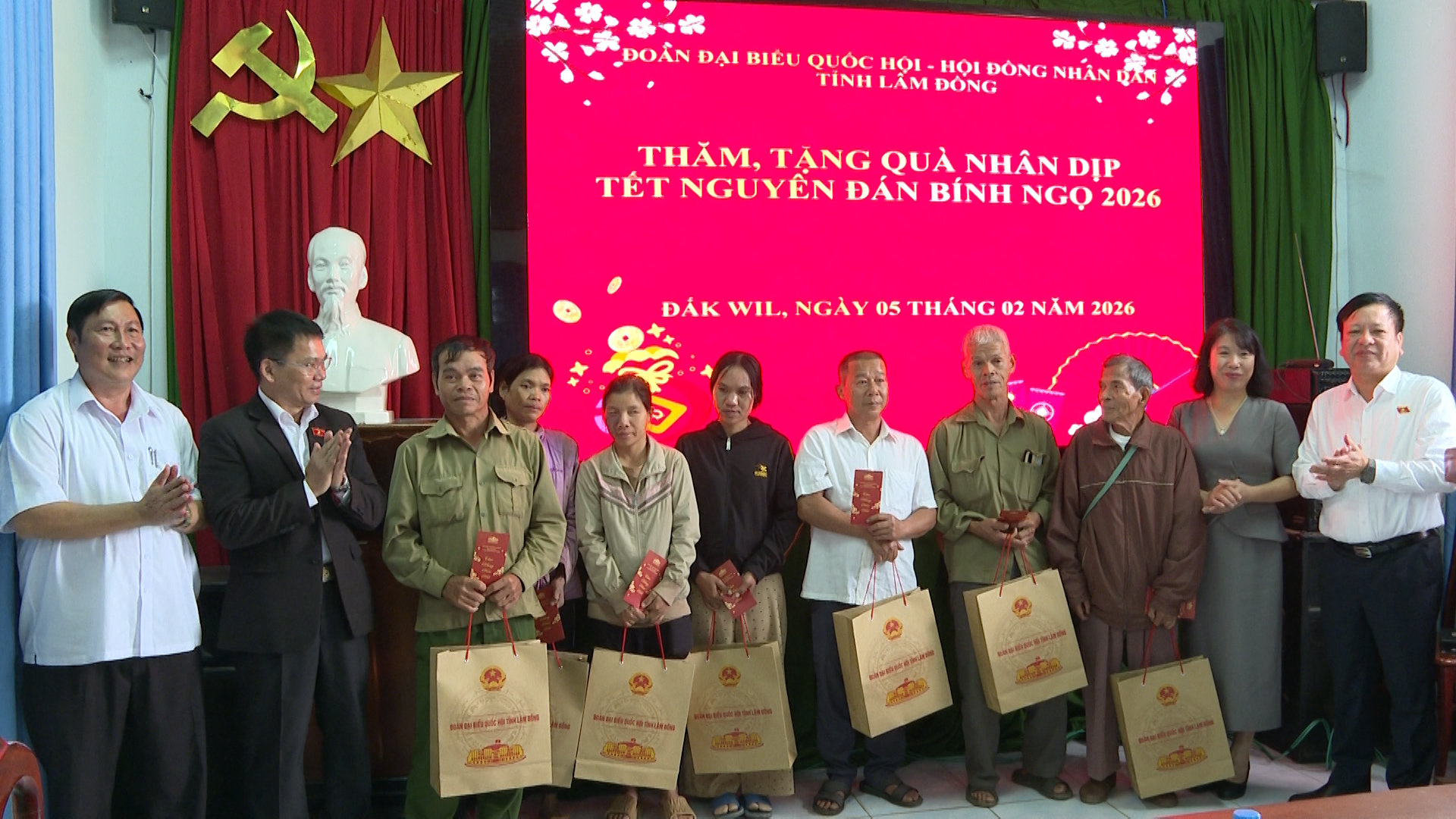 Tang qua Dak Wil Nam Dong.00_01_29_23.Still001