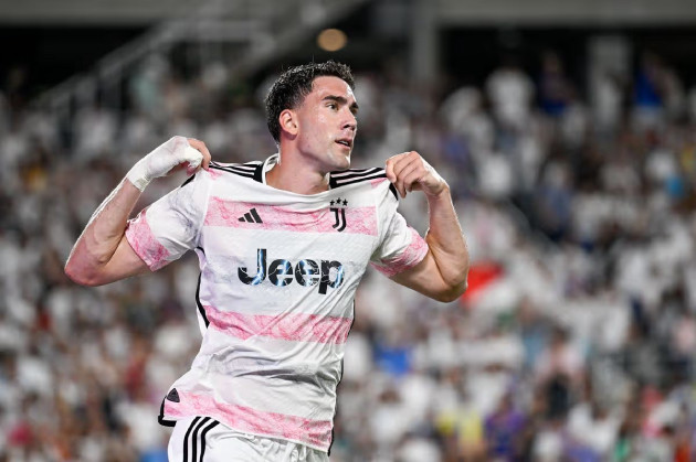 Tiền đạo Dusan Vlahovic có thể rời Serie A để tìm kiếm thử thách mới.