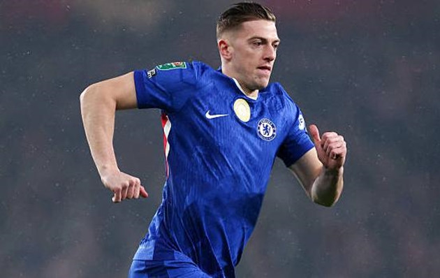 Liam Delap thi đấu trong màu áo Chelsea nhưng không để lại nhiều dấu ấn.