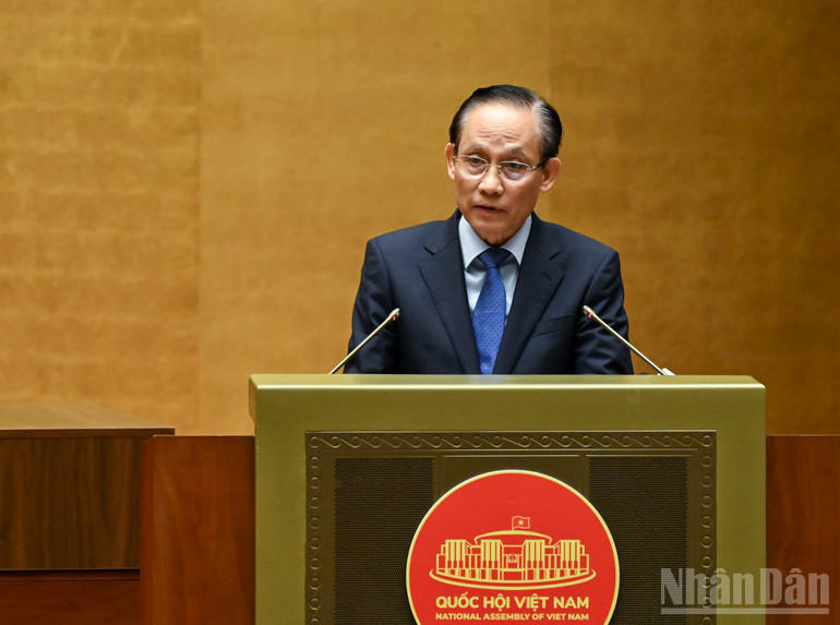 ndo_br_anh-chieu-trung.jpg