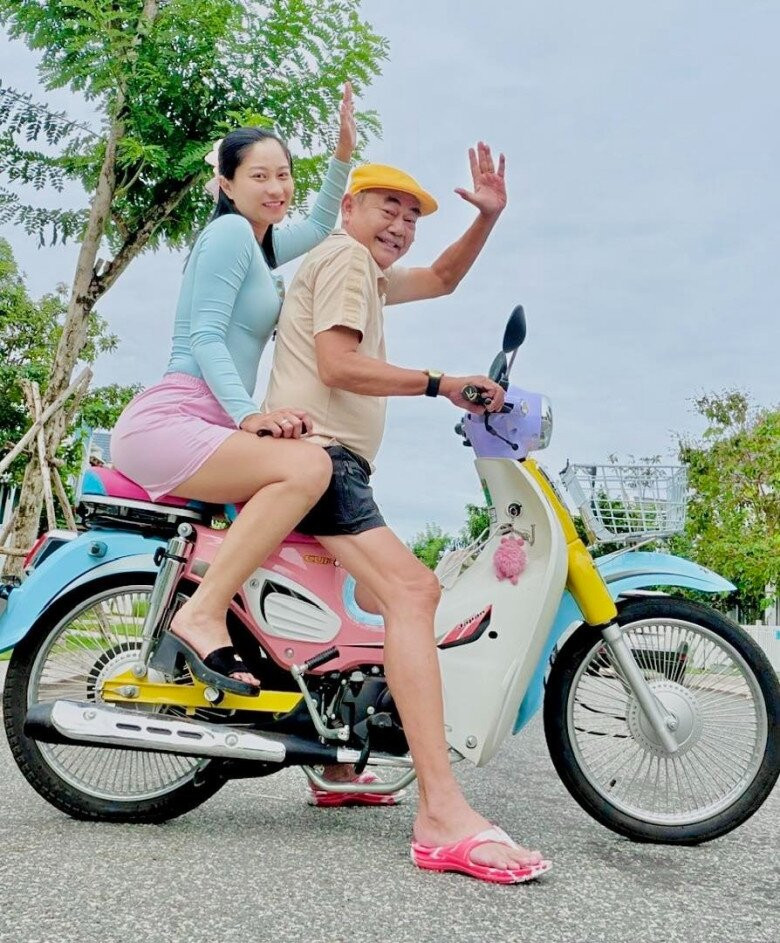 NSND Việt Anh và bà xã Chân Chân sở hữu căn chung cư mới sau nhiều năm ở trọ.