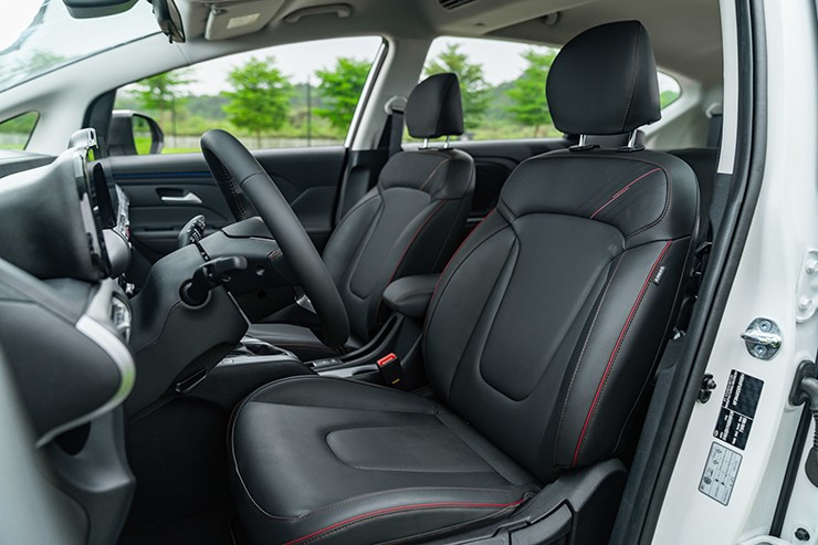 Nội thất rộng rãi của Hyundai Stargazer 2026