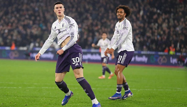 Benjamin Sesko ăn mừng bàn thắng gỡ hòa quý giá cho Man United ở phút 90+6.