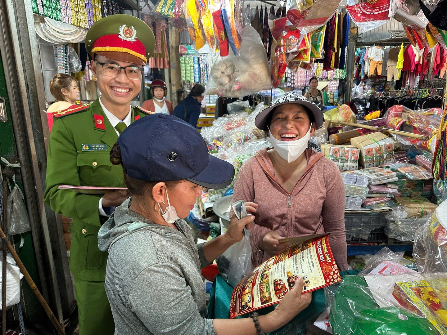 Tuyên truyền PCCC cho tiểu thương