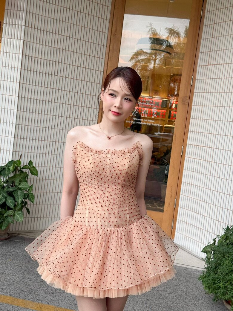 Nữ MC sớm quay lại với công việc sau thời gian thai sản.