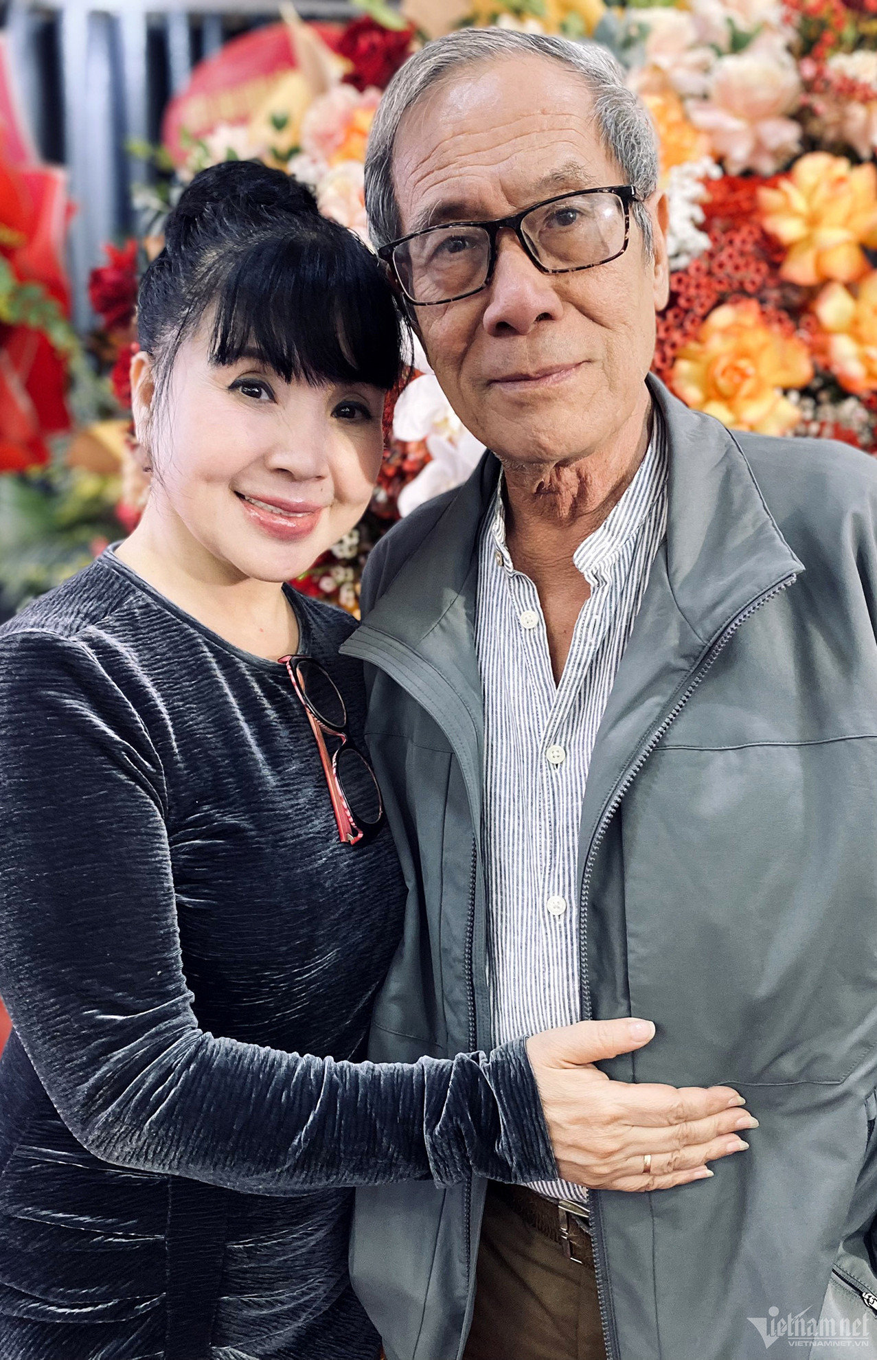Cặp đôi Lan Hương - Tất Bình đã gắn bó với nhau gần 4 thập kỷ.