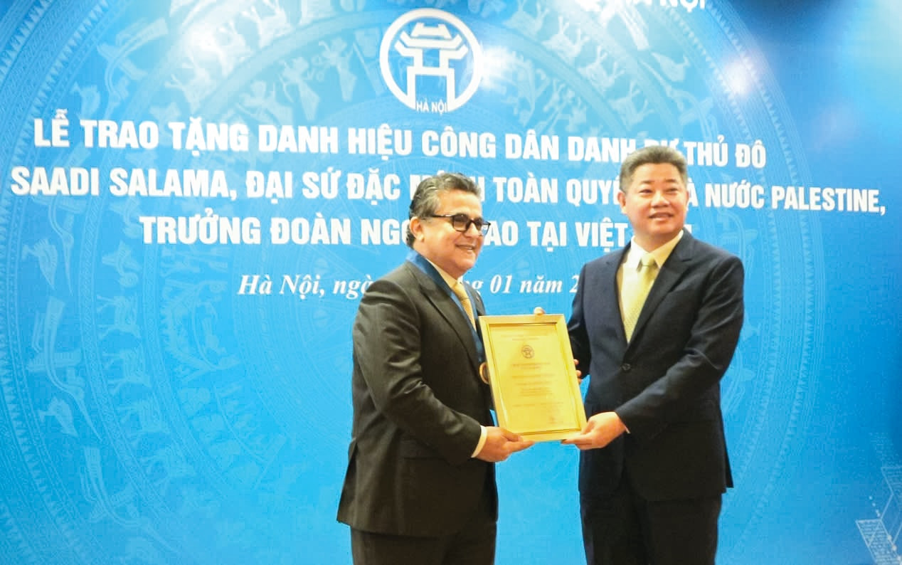 t51-thay-anh-001.jpg