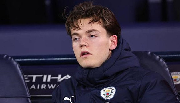 Tài năng trẻ Sverre Nypan đang nỗ lực tìm kiếm cơ hội thi đấu chính thức tại FA Cup.
