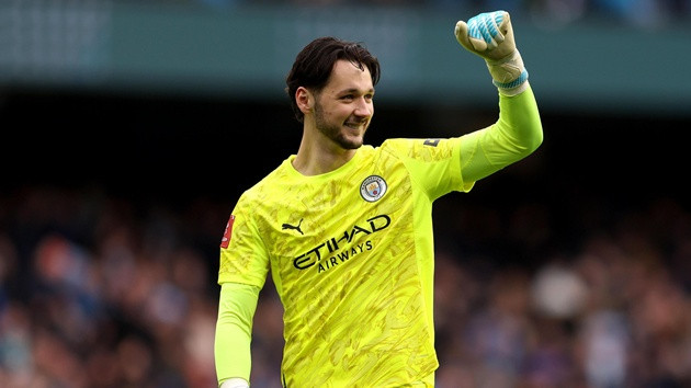 Trafford là điểm sáng hiếm hoi của Man City ở trận thắng Salford 2-0.