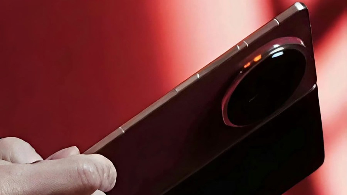 HONOR Magic V6 sở hữu tùy chọn mặt lưng da nhân tạo màu đỏ